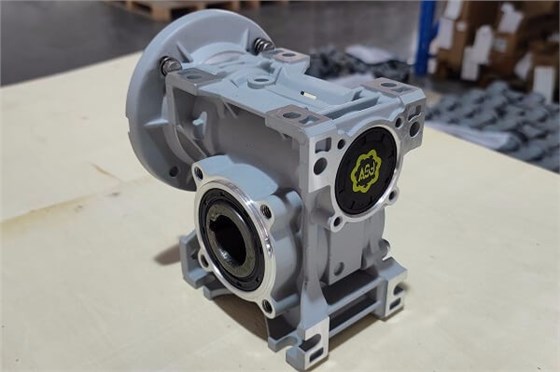 上海艾思捷推薦一款高溫?zé)岘h(huán)境減速電機(jī) (3).jpg 上海艾思捷推薦一款高溫?zé)岘h(huán)境減速電機(jī) (3).jpg