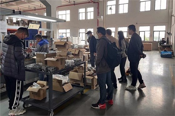 艾思捷歡迎西門子醫療器械有限公司來廠區進行合作考察.jpg 艾思捷歡迎西門子醫療器械有限公司來廠區進行合作考察.jpg