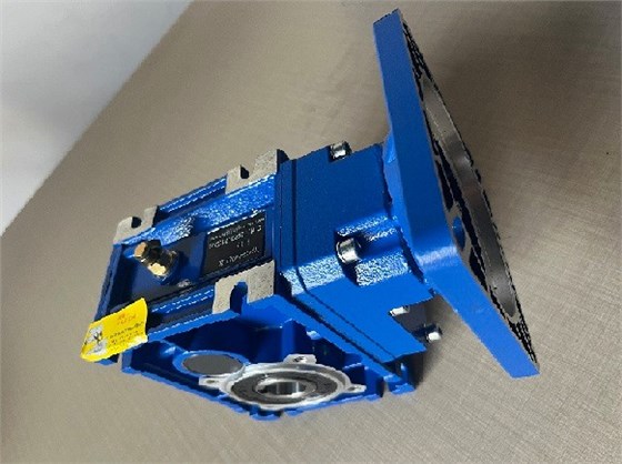 艾思捷技術教您蝸輪蝸桿減速機怎么選一款合適的伺服電機配套? (2).jpg 艾思捷技術教您蝸輪蝸桿減速機怎么選一款合適的伺服電機配套? (2).jpg