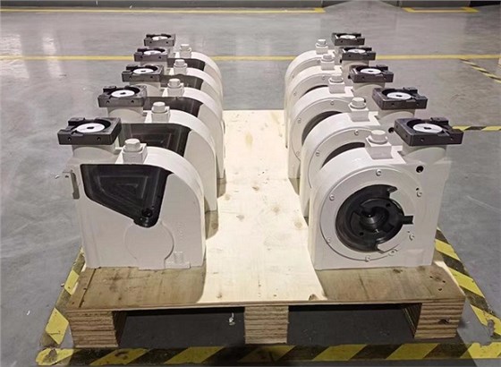 艾思捷出貨100度以上高溫減速機(jī) (2).jpg 艾思捷出貨100度以上高溫減速機(jī) (2).jpg