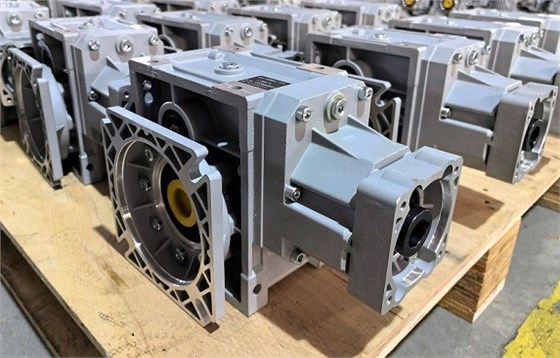 艾思捷款雙曲面直角減速機SJKM050-66.67-Y0.37KW-4P-MC (3).jpg 艾思捷款雙曲面直角減速機SJKM050-66.67-Y0.37KW-4P-MC (3).jpg