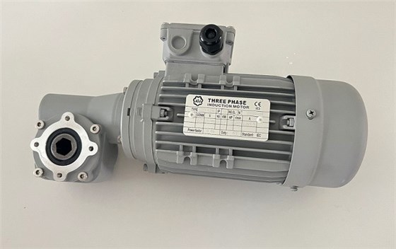 艾思捷生產輸送設備上用的小型蝸輪蝸桿減速機 小型減速機.jpg 艾思捷生產輸送設備上用的小型蝸輪蝸桿減速機 小型減速機.jpg