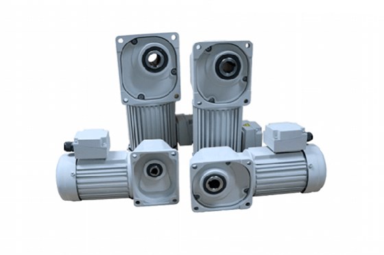 士元直角減速機 直角中空減速機 小型直交軸齒輪減速機 (2).png 士元直角減速機 直角中空減速機 小型直交軸齒輪減速機 (2).png